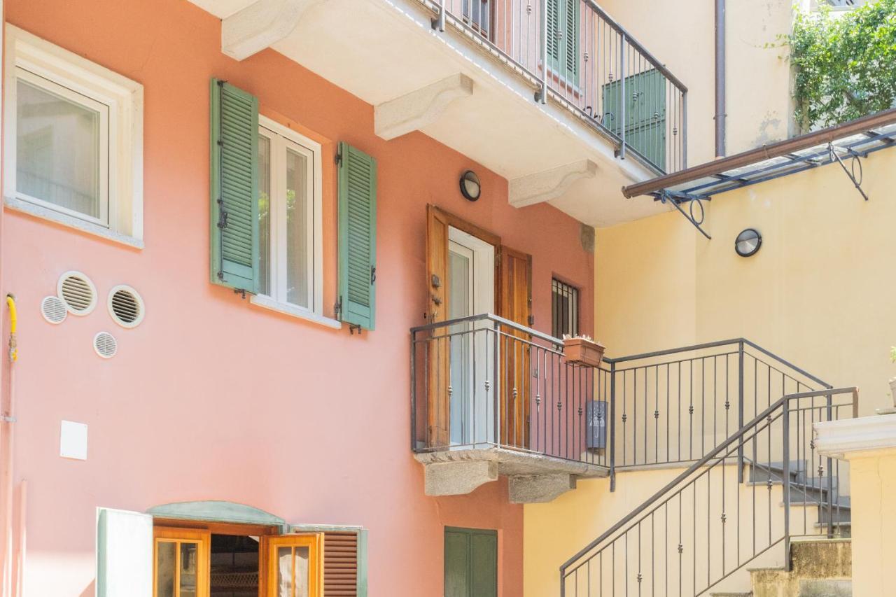 Da Pia In Historycal Como City Centre By Rent All Como Exterior photo